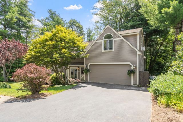 115 Village Xing, Fitchburg, MA 01420
