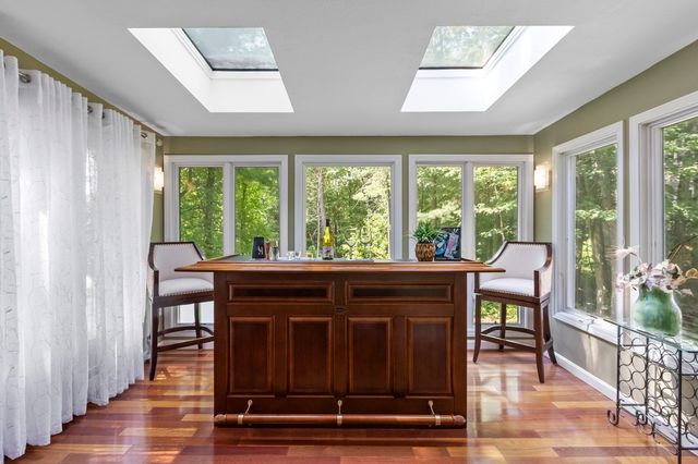 115 Village Xing, Fitchburg, MA 01420