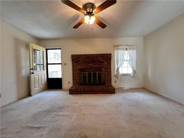 3806 Bentbrook Drive, High Point, NC 27265