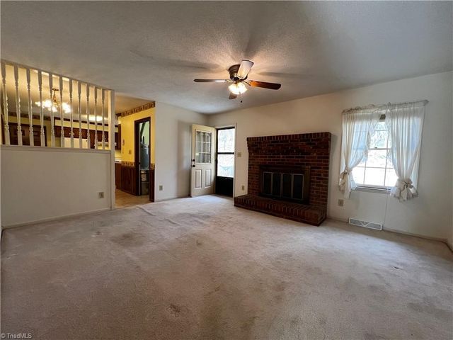 3806 Bentbrook Drive, High Point, NC 27265