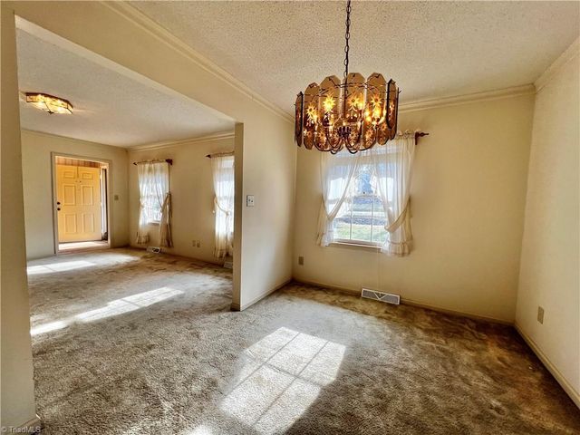 3806 Bentbrook Drive, High Point, NC 27265