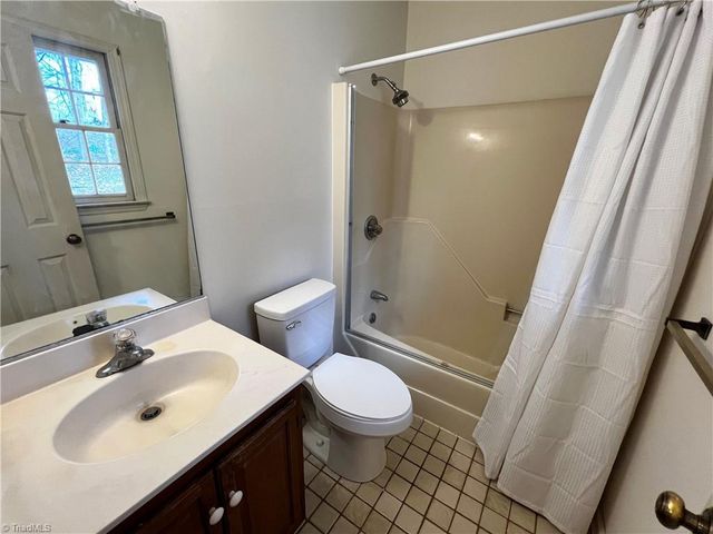 3806 Bentbrook Drive, High Point, NC 27265