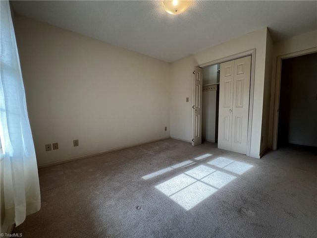 3806 Bentbrook Drive, High Point, NC 27265