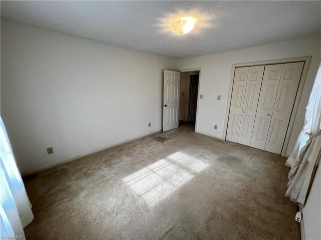 3806 Bentbrook Drive, High Point, NC 27265