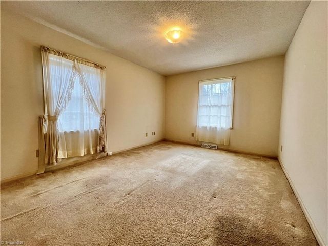 3806 Bentbrook Drive, High Point, NC 27265