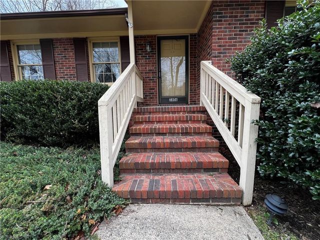 3806 Bentbrook Drive, High Point, NC 27265