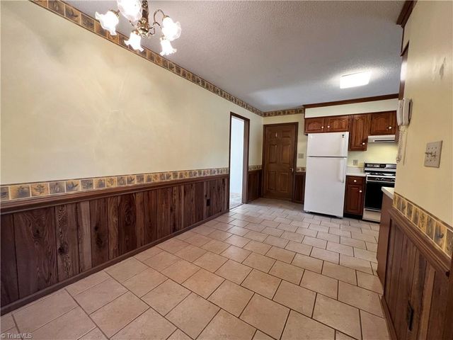 3806 Bentbrook Drive, High Point, NC 27265