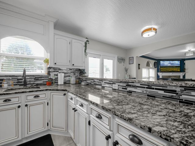 3704 Carlotta Street, Grove City, OH 43123