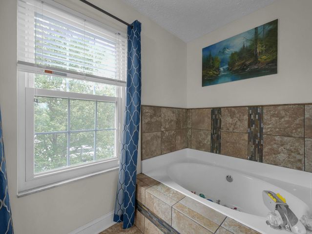 3704 Carlotta Street, Grove City, OH 43123