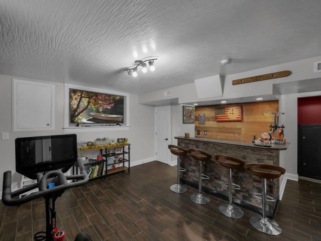 3704 Carlotta Street, Grove City, OH 43123