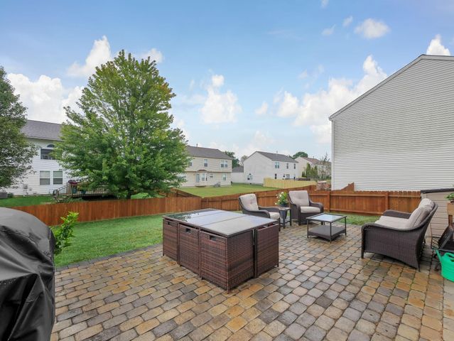 3704 Carlotta Street, Grove City, OH 43123