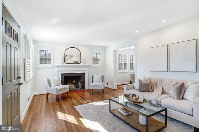 2708 SYCAMORE ST, Alexandria, VA 22305