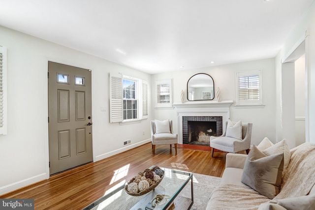 2708 SYCAMORE ST, Alexandria, VA 22305