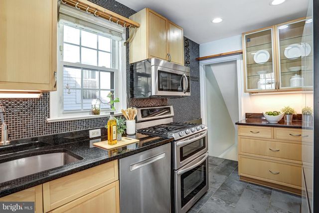 2708 SYCAMORE ST, Alexandria, VA 22305