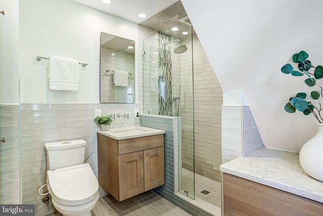 2708 SYCAMORE ST, Alexandria, VA 22305