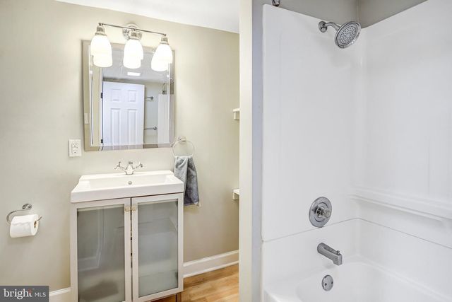 2708 SYCAMORE ST, Alexandria, VA 22305