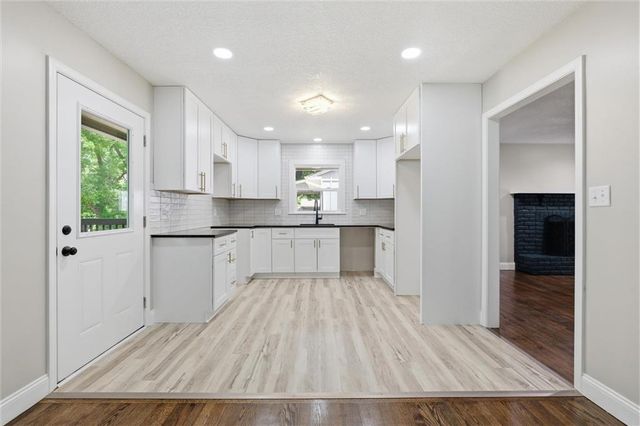3720 Crescent Avenue, Kansas City, MO 64133