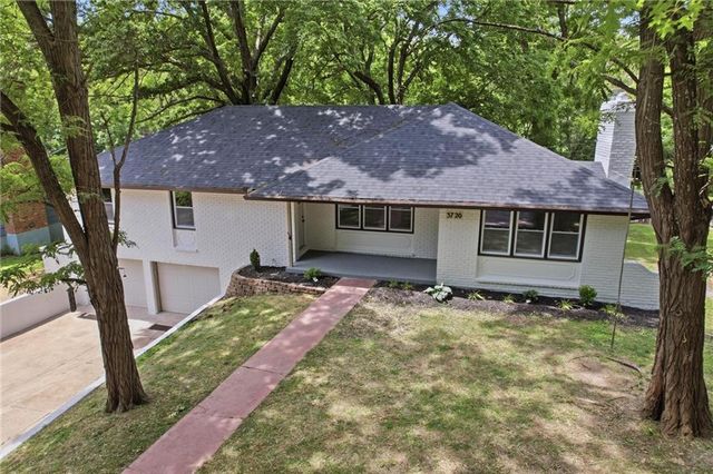 3720 Crescent Avenue, Kansas City, MO 64133