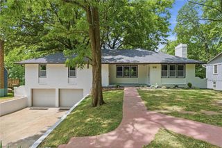 3720 Crescent Avenue, Kansas City, MO 64133