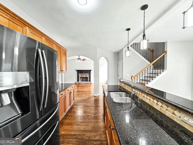 219 Elmbrook Lane, Canton, GA 30114