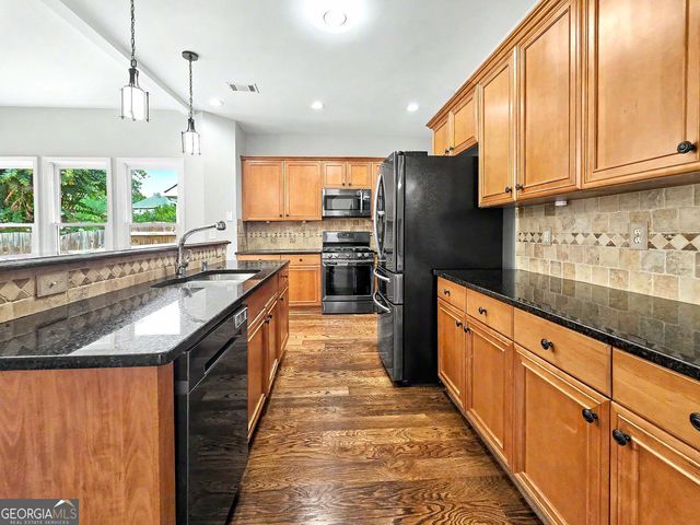 219 Elmbrook Lane, Canton, GA 30114