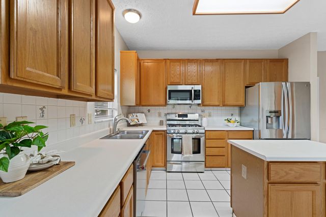 1066 Celosia Court, Reynoldsburg, OH 43068