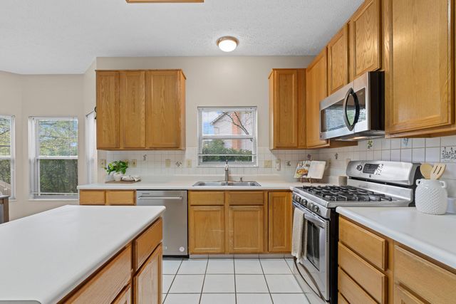 1066 Celosia Court, Reynoldsburg, OH 43068