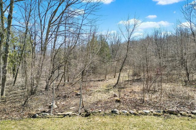 511 Acacia DRIVE, Grafton, WI 53024
