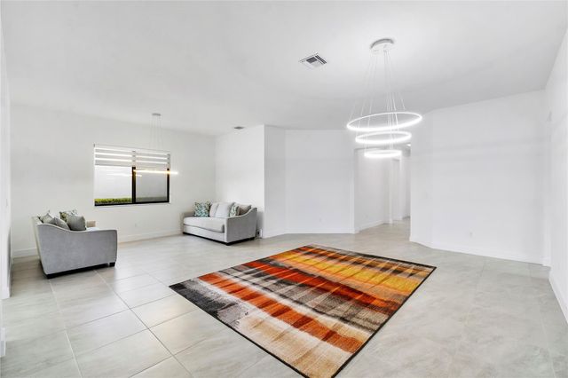 10710 Aqua Ct, Parkland, FL 33076