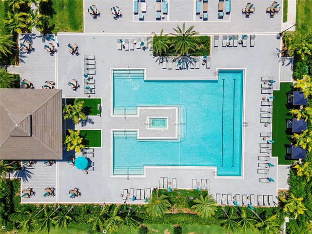 10710 Aqua Ct, Parkland, FL 33076