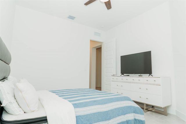 10710 Aqua Ct, Parkland, FL 33076