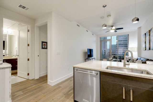 222 West Ave 1911, Austin, TX 78701