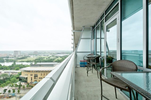 222 West Ave 1911, Austin, TX 78701