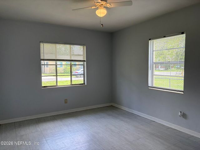 5051 LEXINGTON Avenue, Jacksonville, FL 32210