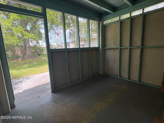 5051 LEXINGTON Avenue, Jacksonville, FL 32210