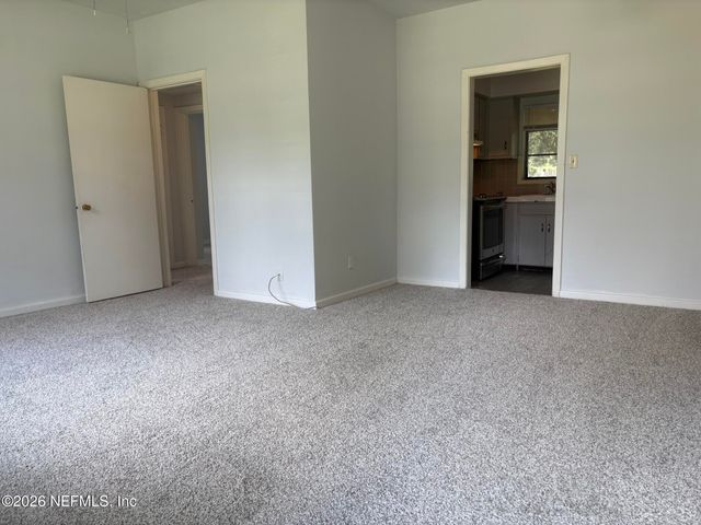 5051 LEXINGTON Avenue, Jacksonville, FL 32210