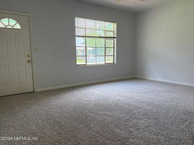 5051 LEXINGTON Avenue, Jacksonville, FL 32210
