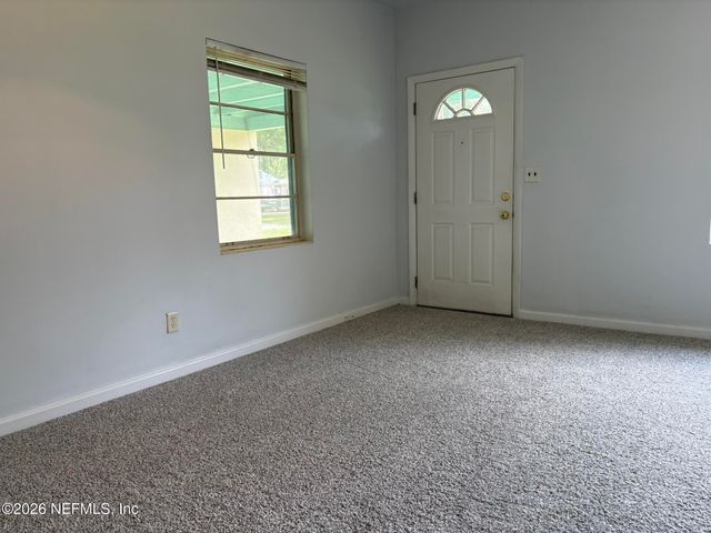 5051 LEXINGTON Avenue, Jacksonville, FL 32210