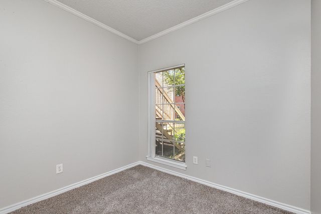 3641 W Northgate Drive 105, Irving, TX 75062