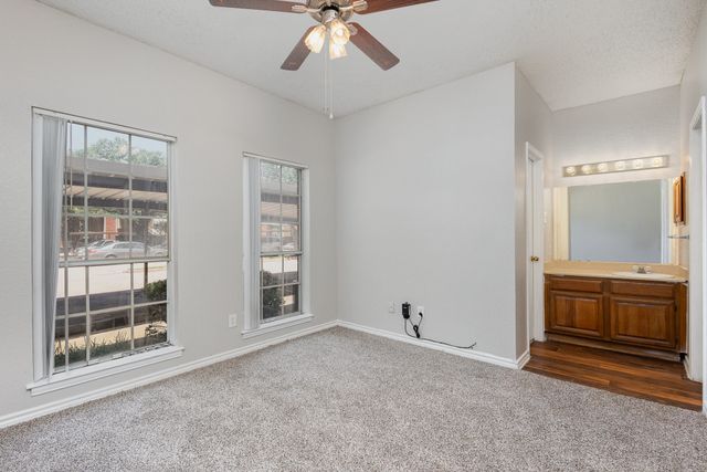 3641 W Northgate Drive 105, Irving, TX 75062