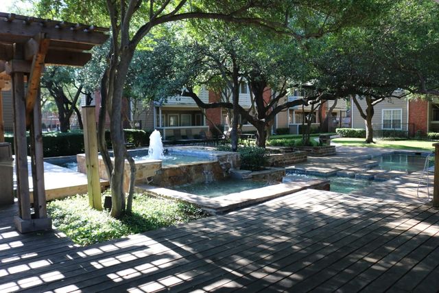 3641 W Northgate Drive 105, Irving, TX 75062