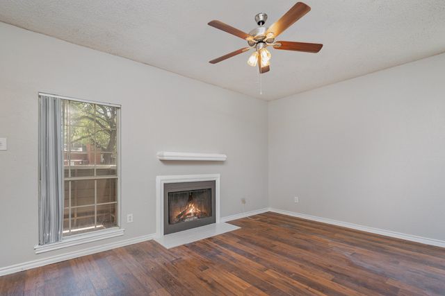 3641 W Northgate Drive 105, Irving, TX 75062