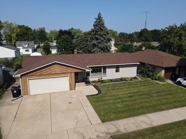 2906 Blaine AVENUE, Racine, WI 53405