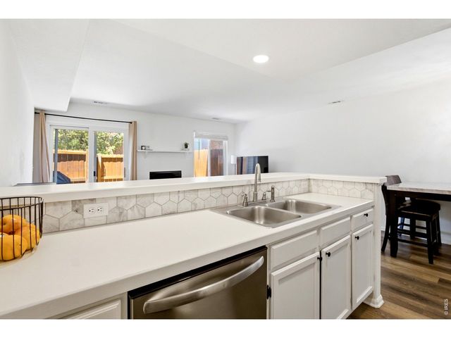 808 Gabriel Ct, Dacono, CO 80514