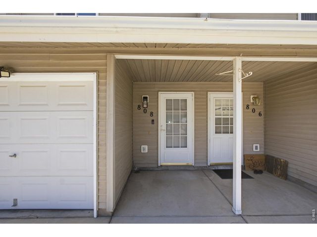808 Gabriel Ct, Dacono, CO 80514