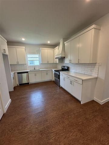 817 E Jefferson Street, Sulphur Springs, TX 75482