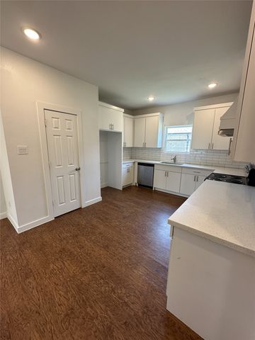 817 E Jefferson Street, Sulphur Springs, TX 75482
