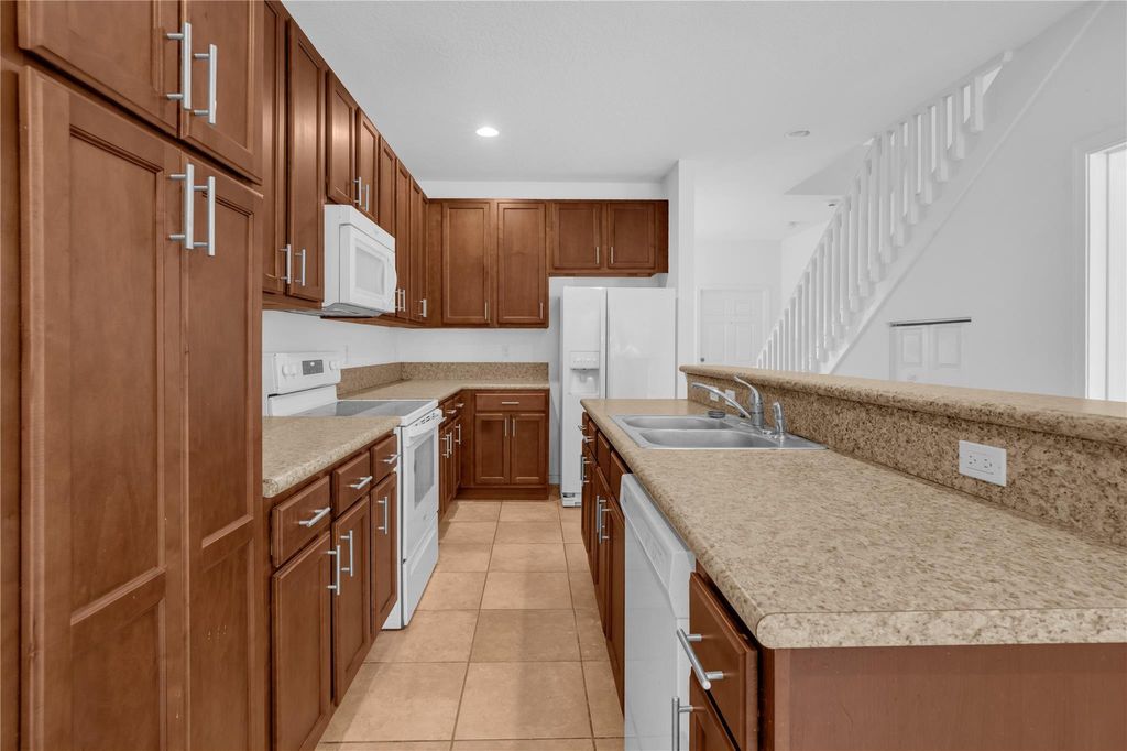 5940 Woodlands Boulevard 5940, Tamarac, FL 33319