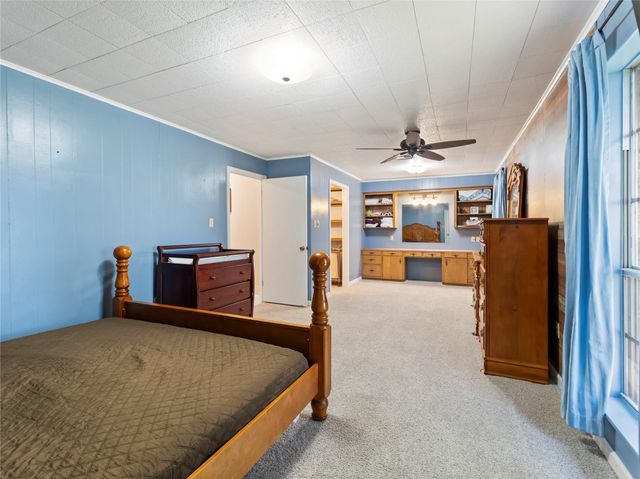 1201 Fm 1862, Blessing, TX 77419