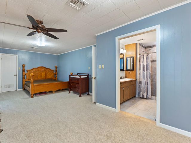 1201 Fm 1862, Blessing, TX 77419